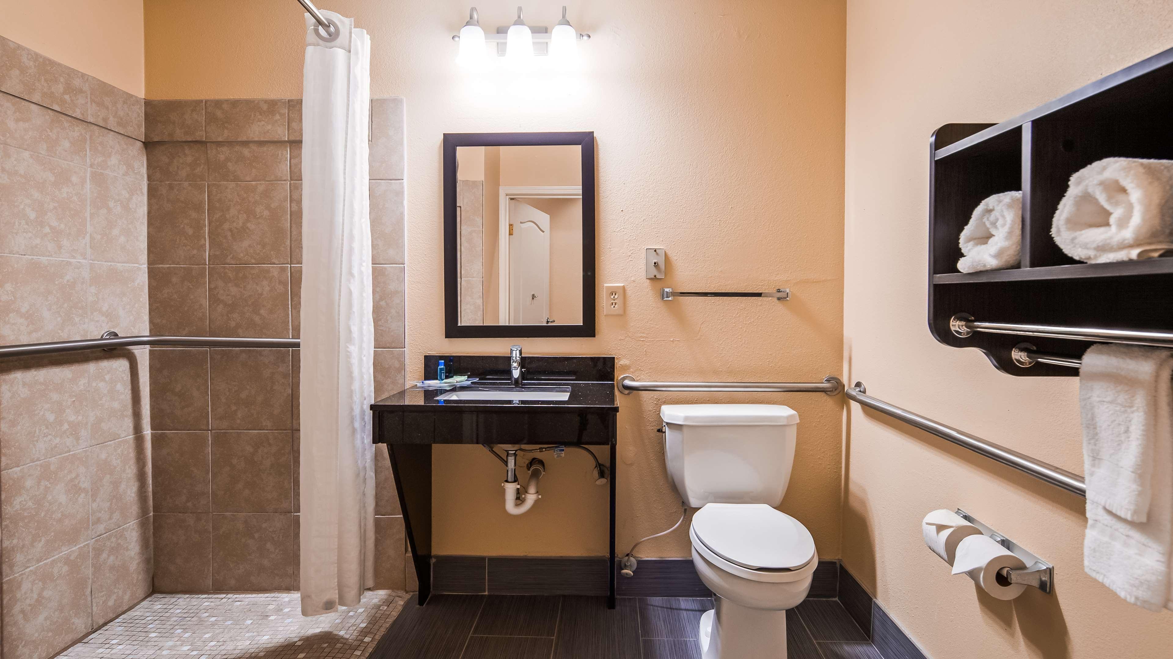 Best Western Bradbury Inn & Suites Perry Exterior photo