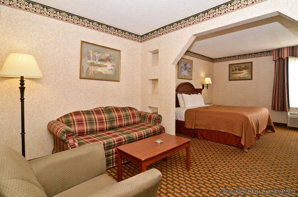 Best Western Bradbury Inn & Suites Perry Room photo